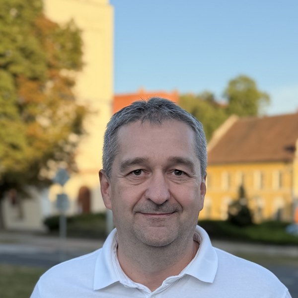 Petr Vinklárek